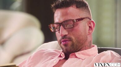 Táto ryšavka si ho proste musela vziať a tvrdo sa na ňom urobiť