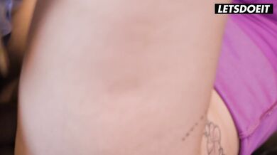 Kenia Gonzalez to v klube poriadne rozbalila a skončila s čurákom hlboko v piči