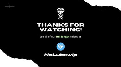 Nežná ázijská mačička a jej nadržaná jazda na veľkom čurákovi, ktorý ju zaplnil úplne celú