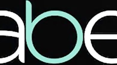 Ashley Adams nadoraz osedlala káro tohto remeselníka