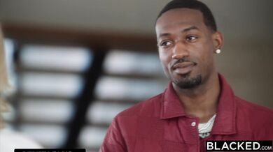 Drsný nášup pre tri nadržené kočky zakončený hromadným facialom