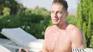 Valentina Nappi nadoraz zaplnila svoju kundu