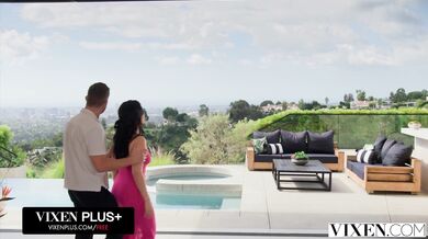 Valentina Nappi nadoraz zaplnila svoju kundu