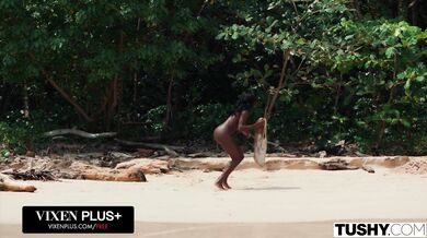 Poctivé oprcanie luxusnej riti Nicole Kitt