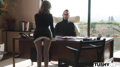 Krásne a malé kočičky si nechali nadoraz zaplniť kundy aj anály