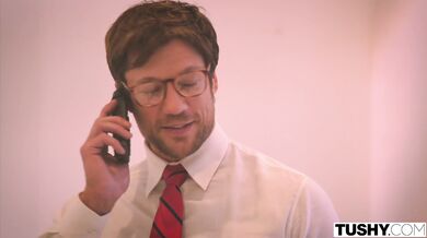 Premiérové DP Evy Lovia zakončené hromadou mrdky na jej tele