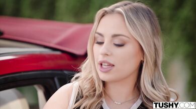 Anna Claire Clouds a jej dokonalý zadok v totálnom hardcore výplachu