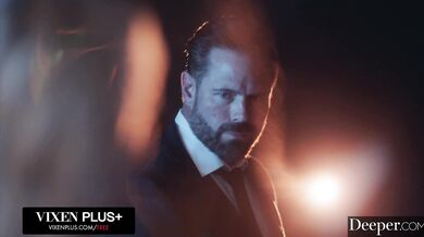 Sleduj druhý výber najlepších scén Kenny James plný nadržaného sexu a vášne