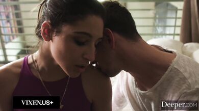 Abella Danger a jej divoký udobrovák plný mokrých bozkov a tvrdého mrdania po hádke