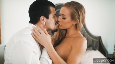 Nicole a jej kinky priania ktoré jej urastený borec splnil do posledného detailu v tejto žhavej scéne