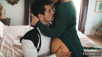 Nicole a jej kinky priania ktoré jej urastený borec splnil do posledného detailu v tejto žhavej scéne