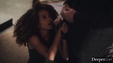 Cecilia a jej cesta za rozkošou kde odhodila zábrany a podľahla dominancii urasteného muža