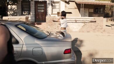 Nadržaná Emily vymenila vernosť za poriadnu kladu a paroháči svojho BF priamo pred ním