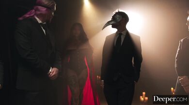 Po pére dychtivé dračice Kazumi a Connie Perignon boli skrotené a odfajčené na sexuálnej párty