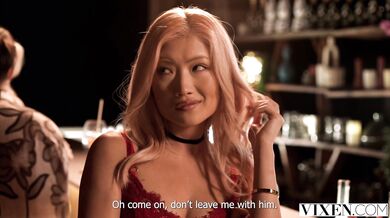 Táto nadržaná mrdna Dolly Orchid sa nechala vypichať hneď po šichte