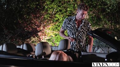 Táto nadržaná mrdna Dolly Orchid sa nechala vypichať hneď po šichte