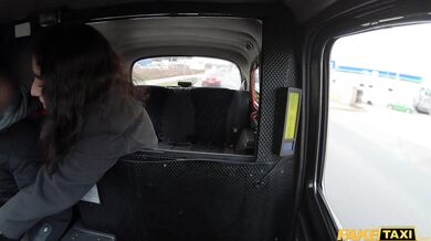 Táto potvorka miluje veľké biele kláty a berie ich až po korene