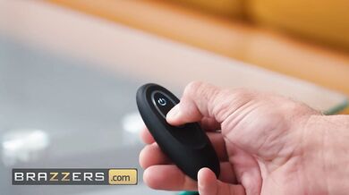 Mick Blue tvrdo ošúkal Nichole Saphir aj s jej plugom