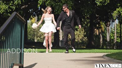 Hope Heaven si nechala pretiahnuť kundu aj prdel v divokej trojke s kamoškou