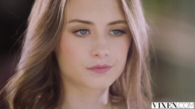 Johnny Sins si podal Kyler Quinn a hlboko jej prešiel všetky otvory v drsnom náreze