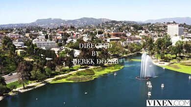 Addison Vodka vo svadobnom nenasýtne prehĺta kár a potom sa nechá drsne oprcať