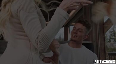 Táto legendárna štetka sa nechala totálne vymrdať a potom si vychutnala mrdku na tvári