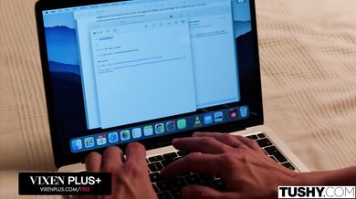 Táto zrzavá štetka si nechala hlboko do prdele naložiť poctivú porciu mrdky