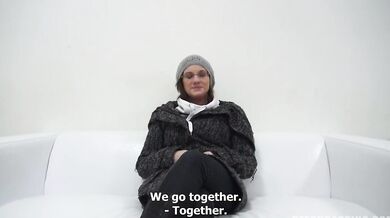 Vystriekaná amatérka na konkurze s dierkou plnou horúcej mrdky