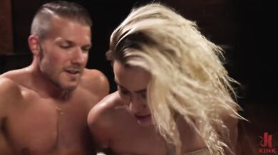 Drsné zneuctenie Cherry Kiss zakončené masívnou náložou na telo