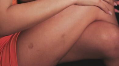 Drsná mrdacka pre Sydney, čo si nechá vymrdať hubu masívnou kládou