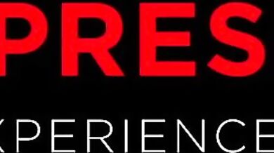 Vystriekaná masérka Nicole po poctivom šukaní a hlbokom fajčení v práci