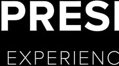 Ryšavá mamička si prstuje piču a nechá si hlboko vymrdať mokrú dierku