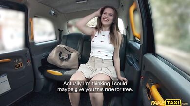 Chcem tvoj klát bez gumy kvičí fena a berie ho do krku